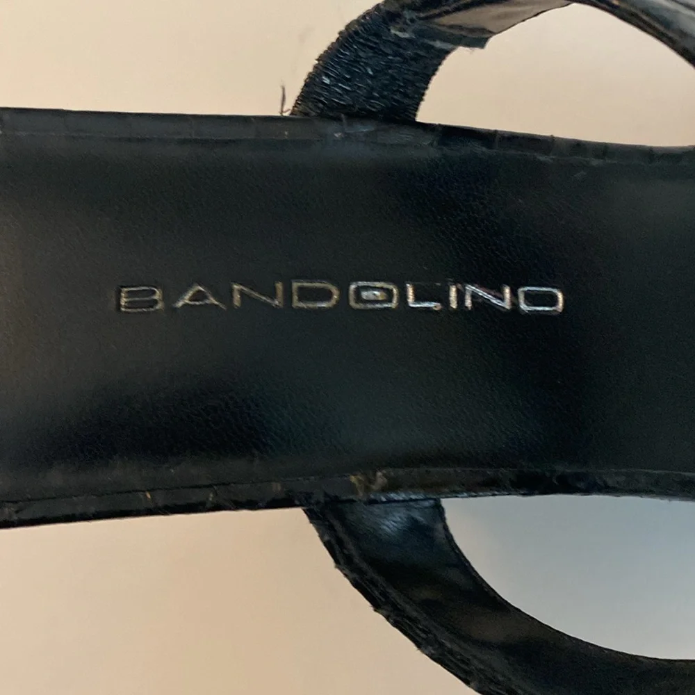 Bandolino SW Violas Black Snakeskin Heeled Sandals EUC